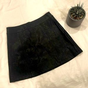 NWT Forever 21  Black Faux Leather Shiny Mini Skirt